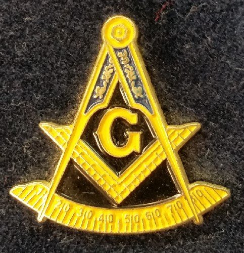 Past Master Square & Compass Pin